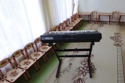 Синтезатор Yamaha PSR E453 (фото 2)