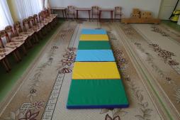 Поролоновых прямоугольные маты в цветных чехлах из кожезаменителя - гимнастическая дорожка.